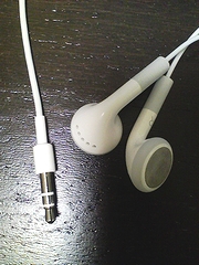 2G iPod Shuffleのイヤホン